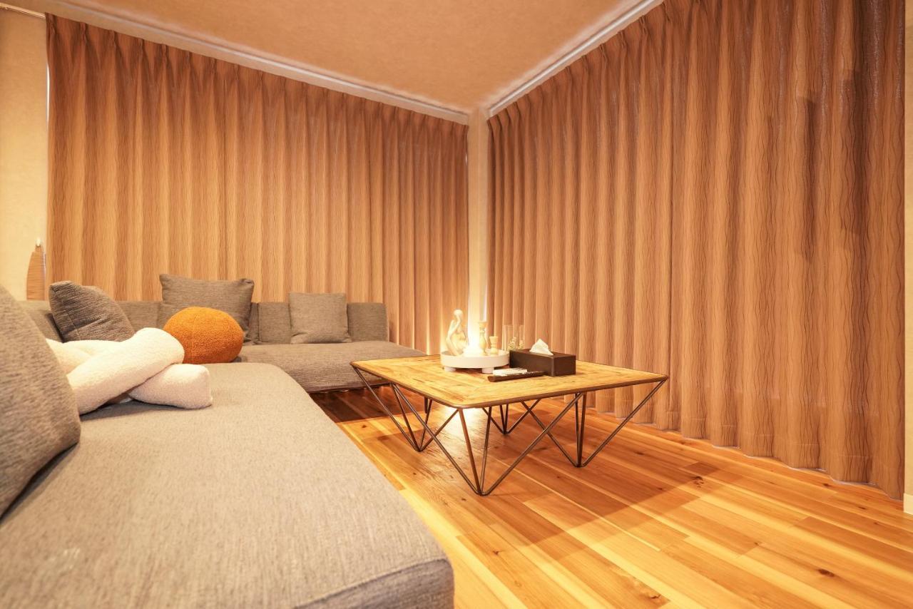 Tokyo Ikoi Hotelー綺麗なホテル Exteriör bild